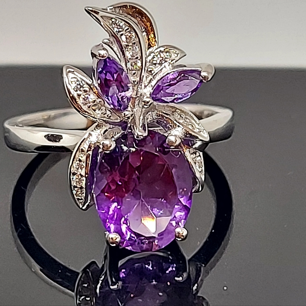 Natural Oval Amethyst & Cz 925 Sterling‎ Silver Ring Sz 7